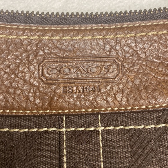 NWOT Coach brown crossbody/ shoulder purse - Picture 8 of 9